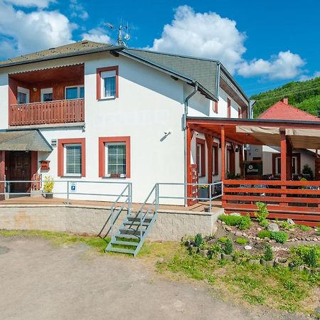 Penzion V Udoli Hodkovice nad Mohelkou Kültér fotó